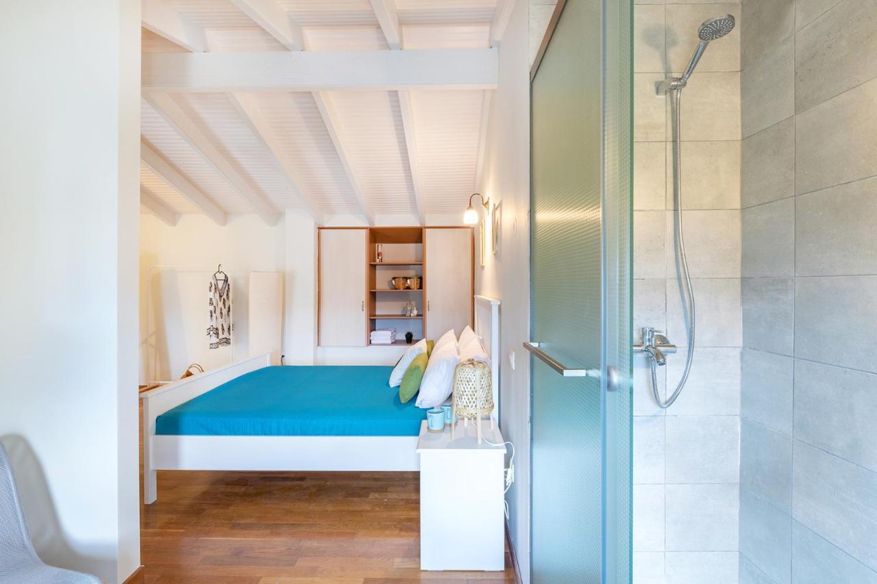 Spyrelia Villa With Private Pool & Outdoor Hot Tub Dassia  Eksteriør billede